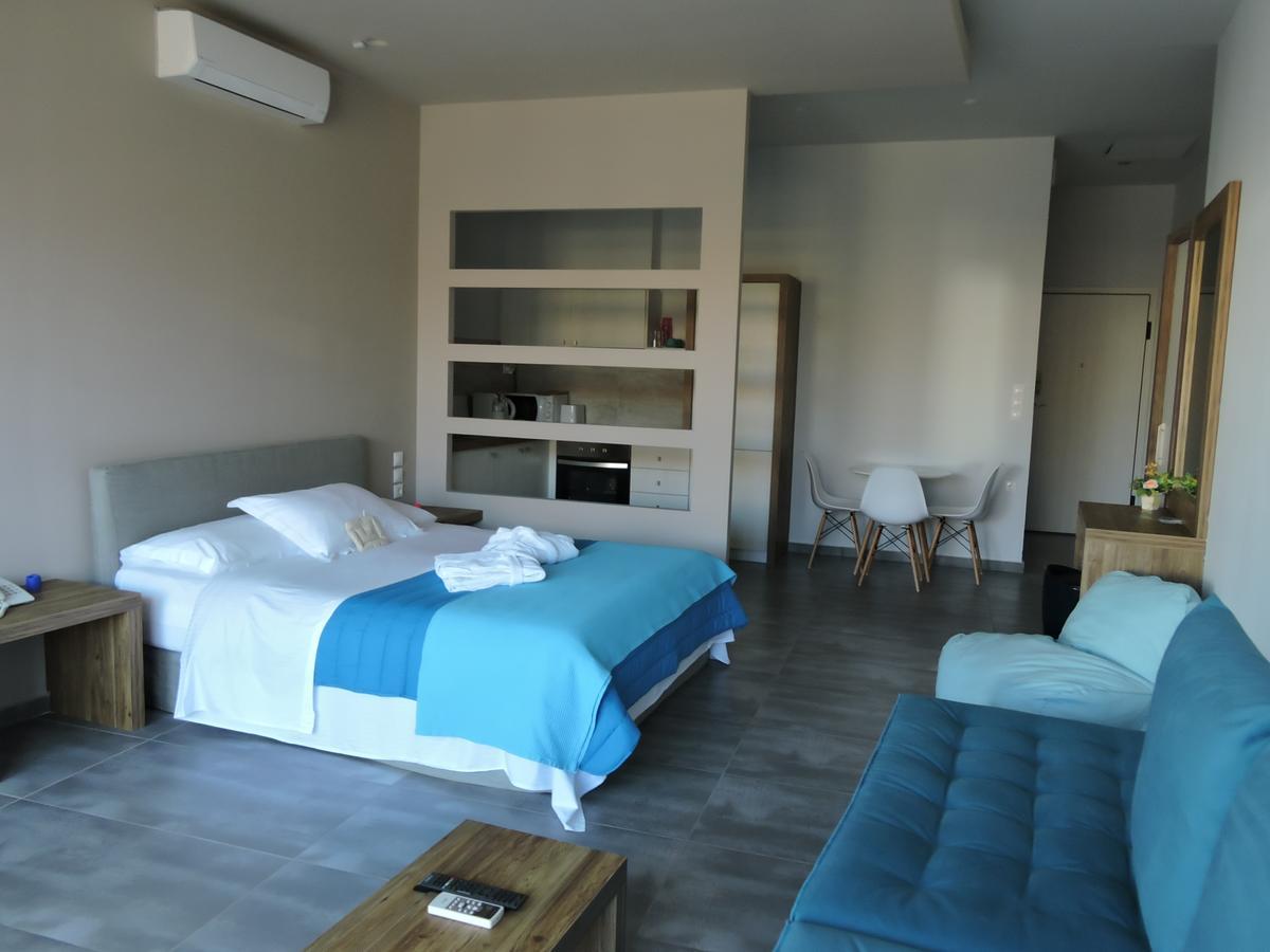 Alissachni Luxury Apartments Derveni Esterno foto