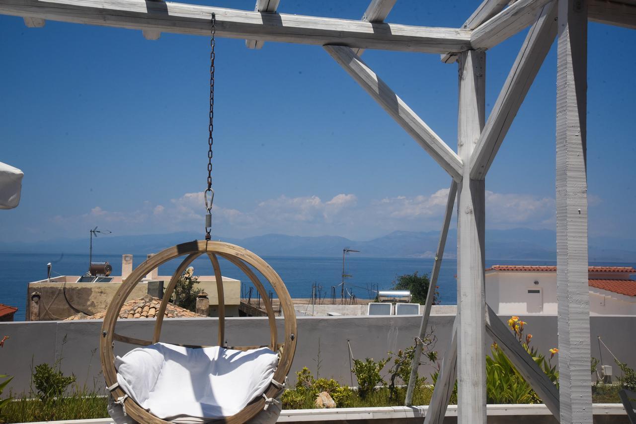 Alissachni Luxury Apartments Derveni Esterno foto